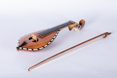 Κρητική λύρα