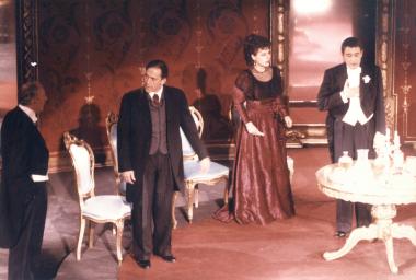 Ο ΑΝΑΚΡΙΤΗΣ ΕΡΧΕΤΑΙ