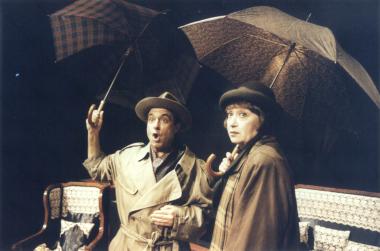 Η ΦΑΛΑΚΡΗ ΤΡΑΓΟΥΔΙΣΤΡΙΑ - ΤΟ ΜΑΘΗΜΑ