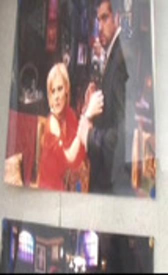 Ο ΔΡΟΜΟΣ ΠΕΡΝΑ ΑΠΟ ΜΕΣΑ