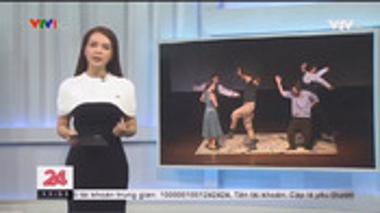 ΤΟ ΧΩΜΑ ΒΑΦΤΗΚΕ ΚΟΚΚΙΝΟ