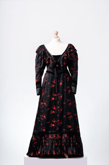 Γυναικείο φόρεμα μάξι με βολάν από σατέν φλοράλ, βελούδο και κορδέλες