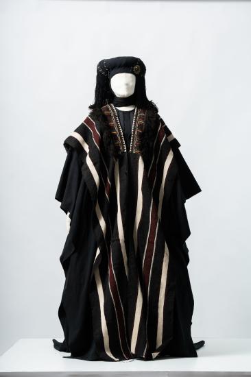 Γυναικείο πανωφόρι υφαντό μάλλινο με κρόσια