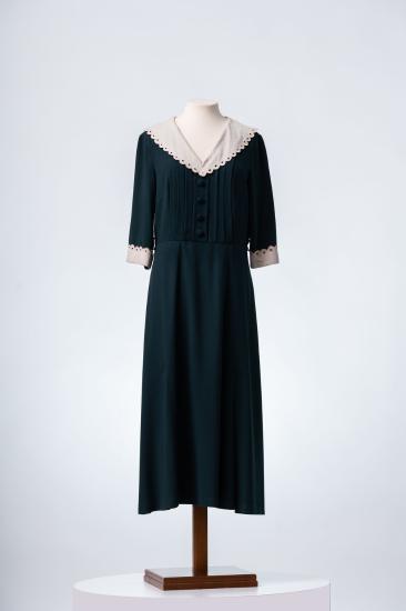 Γυναικείο φόρεμα ίσιο από μάλλινο σμόκιν ύφασμα και βαμβακερό πικέ