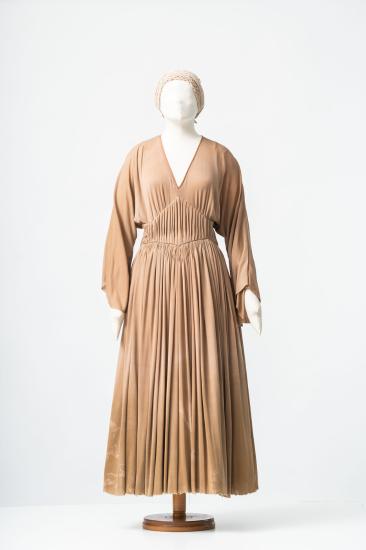 Γυναικείο φόρεμα μακρύ με πιέτες από βαμβακερό ζέρσεϋ