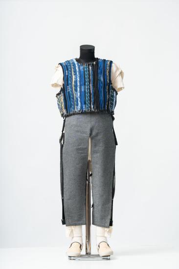 Κοστούμι από μάλλινο και βαμβακερό ύφασμα και σκοινιά ναυτικά πολύχρωμα