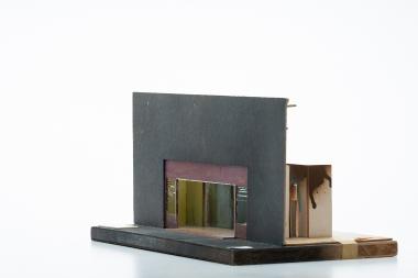 Μακέτα της παράστασης ΕΣΩΤΕΡΙΚΕΣ ΦΩΝΕΣ