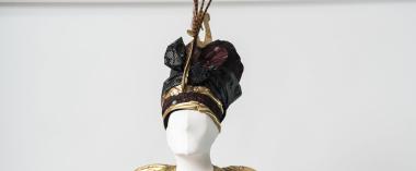 Τουρμπάνι κεφαλής με φτερά