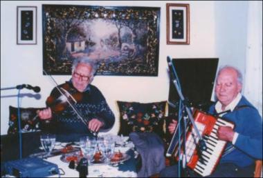 Lesbos Island (Plagia) 1996: The musicians Panagiotis Christou kai Stratis Christou