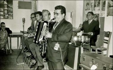 Samos Island (Karlovasi), 1968: Musicians in a kafeneio (local traditional cafeteria)