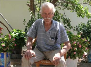 Samos Island (Vathi), 2006: The musician Ioannis Levisianos