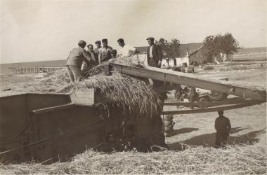 Αλωνιστική μηχανή