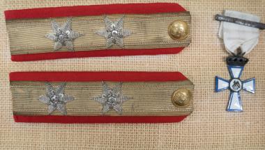 Μετάλλιο-Χρυσούν Αριστείο Ανδρείας.