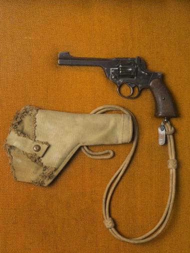 Περίστροφο εξάσφαιρο WEBLEY.