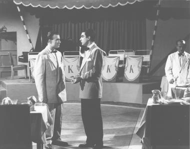 Κυριακάτικο Ξύπνημα