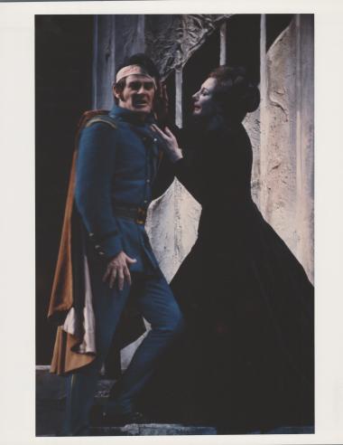 Το Πένθος ταιριάζει στην Ηλέκτρα