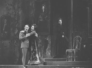 Το Πένθος ταιριάζει στην Ηλέκτρα