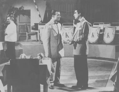 Κυριακάτικο Ξύπνημα