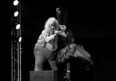 «Ο Αδαής και ο Παράφρων»