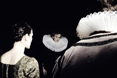 Με το ίδιο μέτρο