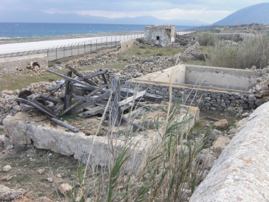 WIND PUMP - PUMPING WATER USING WIND ENERGY