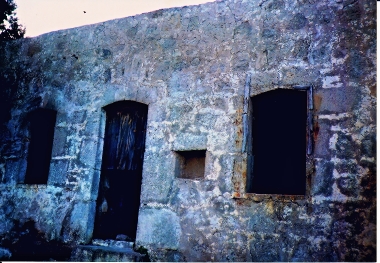 APOSTROFI TO AGIOS LUKAS - FARMHOUSES