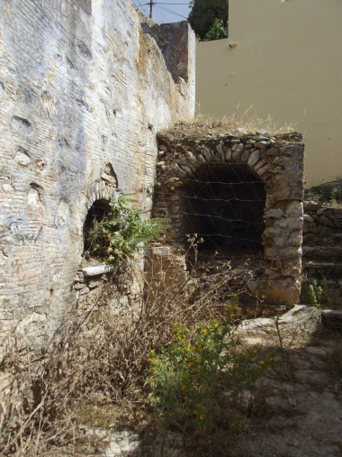 OVEN IN ARMAKIA - HOME OVEN