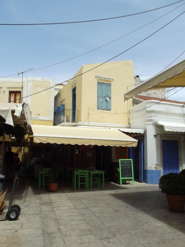 NIKOLAS CONFECTIONERY