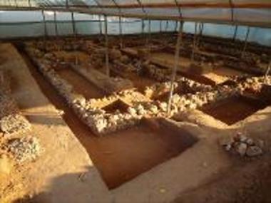 The Archaic temple at Romanos