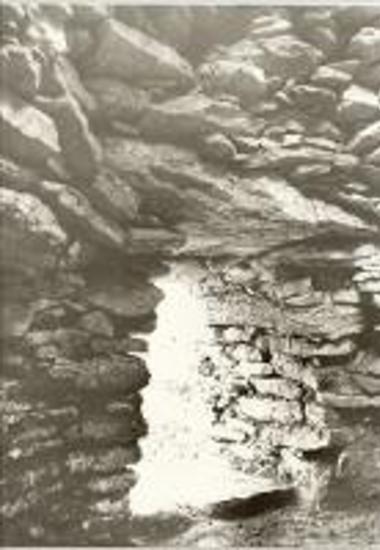 The entrance of the Tholos tomb at Halvatsou