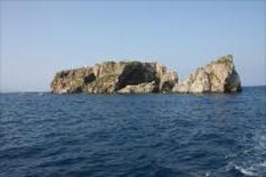 The islet Pylos or Tsihli Baba