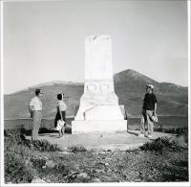 Φωτογραφία αρχείου από το Μνημείο των Γάλλων Πεσόντων στο νησάκι Τσιχλί Μπαμπά