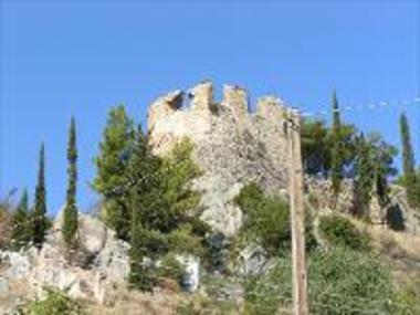 Tower at the castle of Arkadia  (Kyparissia)