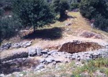 The tholos tomb at Nichoria
