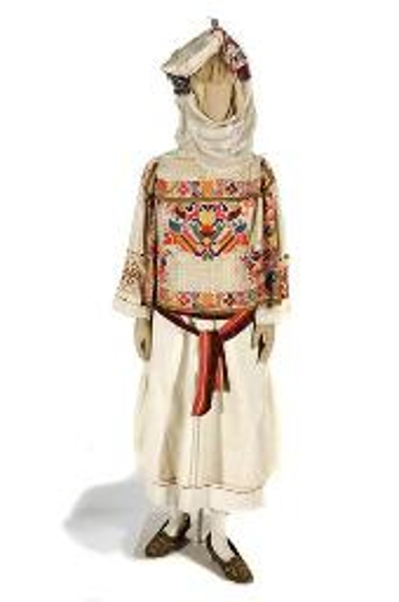 Γιορτινή γυναικεία ενδυμασία από το Πυργί Χίου