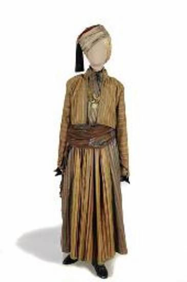 Γιορτινή φορεσιά από τη Μ. Ασία