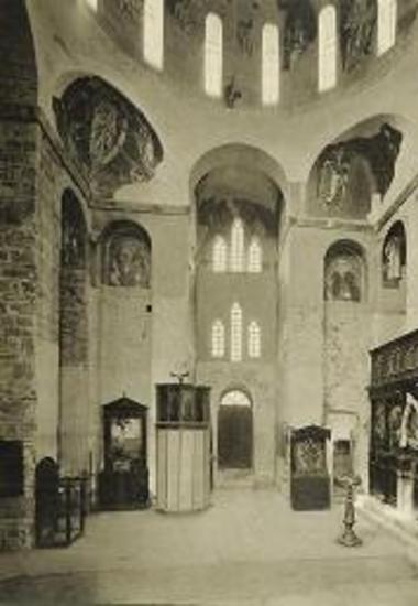 Μονή Δαφνίου, το εσωτερικό του ναού