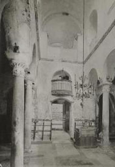 Μυστράς. Το εσωτερικό του Αγίου Δημητρίου (Μητρόπολη)