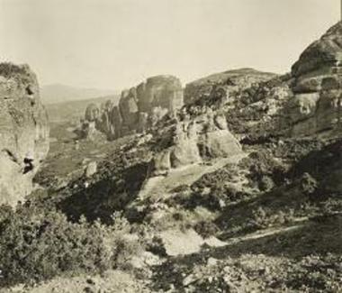 Μετέωρα. Η βόρεια πλευρά της κοιλάδας στο Καστράκι
