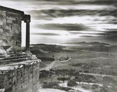 Άποψη της Αθήνας από τα Προπύλαια της Ακρόπολης