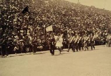 Ολυμπιακοί Αγώνες 1896. Παρέλαση Ολυμπιονικών στο Παναθηναϊκό Στάδιο