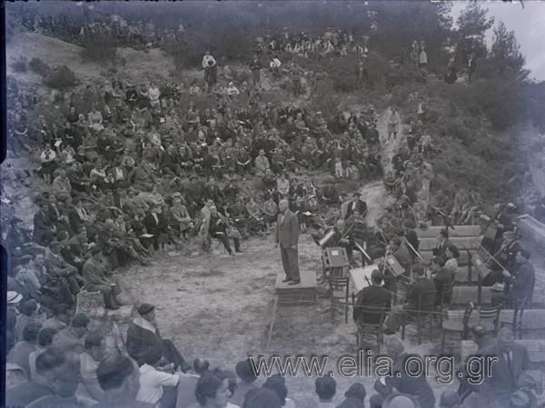 Open-air concert of the Greek  Touring Club.
