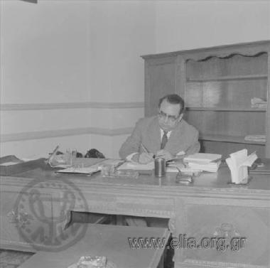 Γρηγόρης Κασιμάτης, υπουργός Παιδείας και Θρησκευμάτων της κυβέρνησης Κ. Καραμανλή.