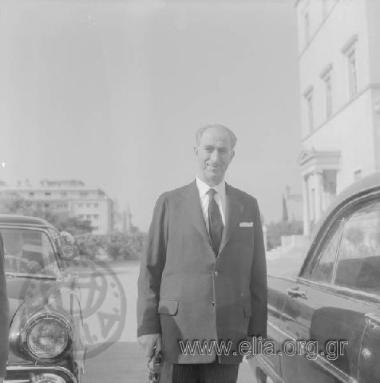 Στυλιανός Κούνδουρος, υφυπουργός Εθνικής Αμύνης της κυβέρνησης Κ. Καραμανλή.