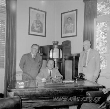 Σπύρος Θεοτόκης, υπουργός γεωργίας στην κυβέρνηση Καραμανλή.