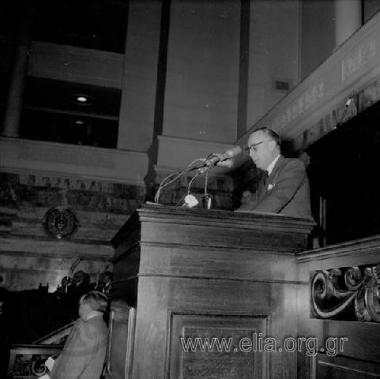 26 Φεβρουαρίου. Κατάθεση προϋπολογισμού στη Βουλή από τον υπουργό οικονομικών Σπύρο Θεοτόκη.