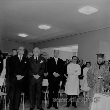 3 Δεκεμβρίου. Από την τελετή των εγκαινίων του νοσοκομείου Παίδων Αγία Σοφία, παρουσία της βασίλισας Φρειδερίκης.