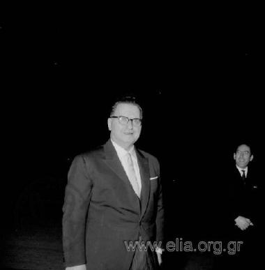 Κυβέρνηση Κέντρου μετά τις εκλογές της 16ης Φεβρουαρίου. Ο υπουργός πρόνοιας, Ζορμπάς.