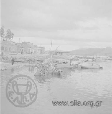 16 Νοεμβρίου. Το λιμάνι μετά το πέρασμα του κυκλώνα που έπληξε την περιοχή.