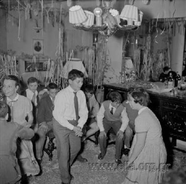 Χορός Pepo Francais στο Κεφαλάρι.